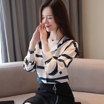 Silk Stand Collar Looks Thin And Loose Long Sleeves