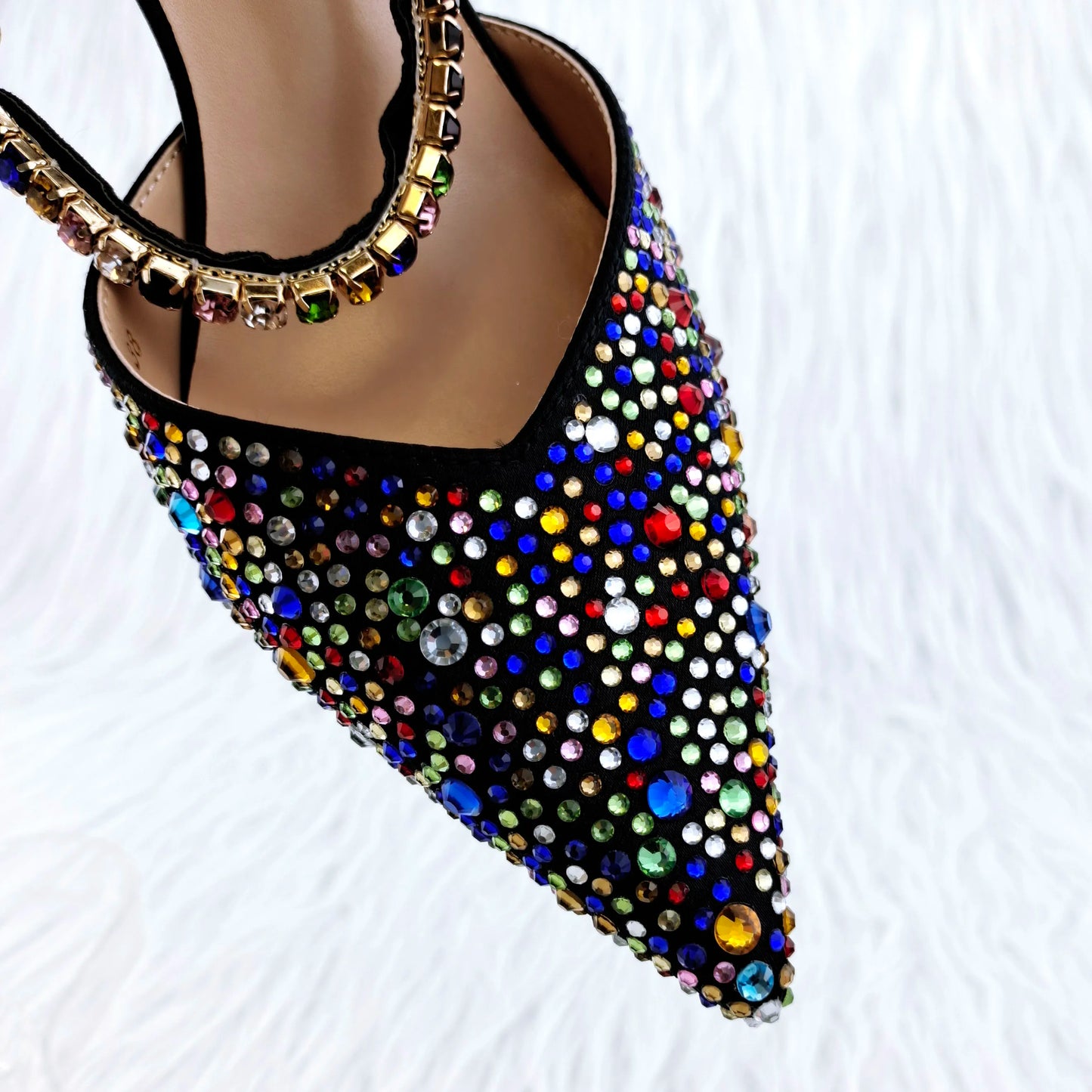 QSGFC 2023 Italian Design Luxury Women's Pointed Shoes And Bag Set Full Diamond Decoration Metal Closure Shoes for Party