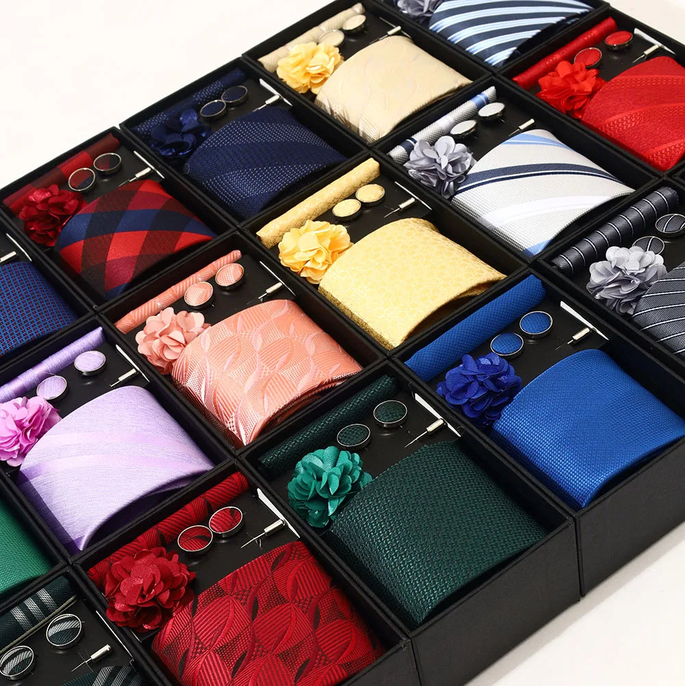Luxurious Fashion Gift Box Men 8 cm Tie Sets Necktie Handkerchief Cufflinks Clip Brooch Set Golden Print Fit Wedding